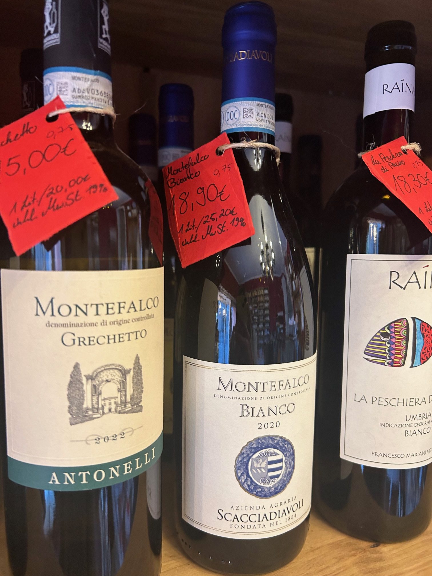 Eine große Auswahl an Weinen aus dem Anbaugebiet Montefalco